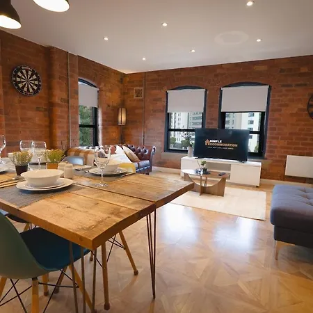Apartment Centre Apartment, Exposed Brick & Darts Leeds (West Yorkshire)